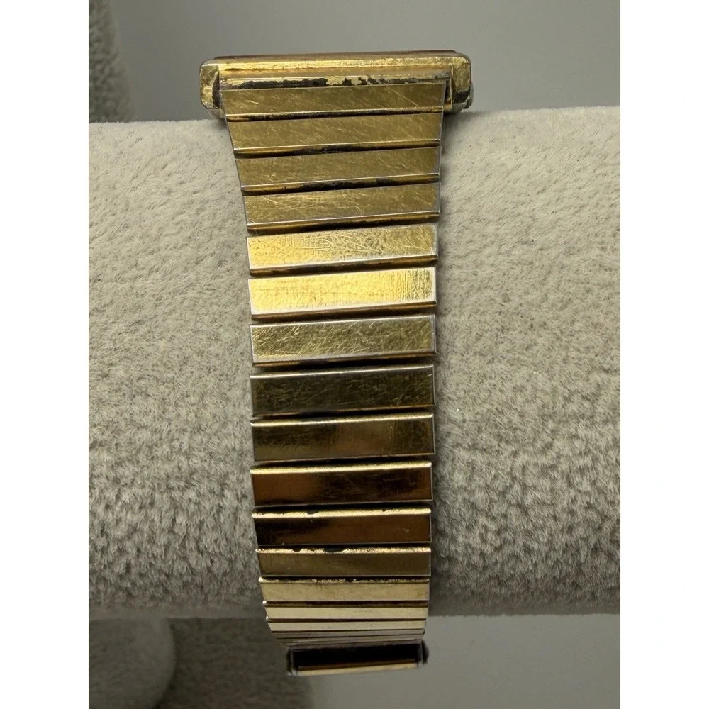 Citizen 3220-949382 New Battery Unisex‎ Watch 26MM 8